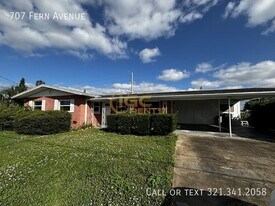 707 Fern Ave in Titusville, FL - Building Photo