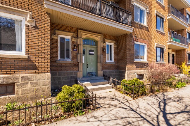 1395 Bélanger St in Montréal, QC - Building Photo - Building Photo