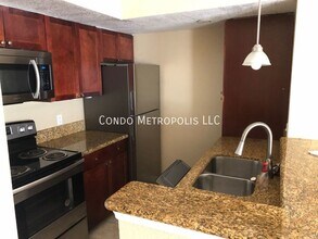 5128 Conroy Rd in Orlando, FL - Building Photo - Building Photo
