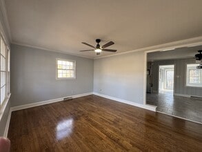 1115 Grovewood Dr in Charlotte, NC - Building Photo - Building Photo