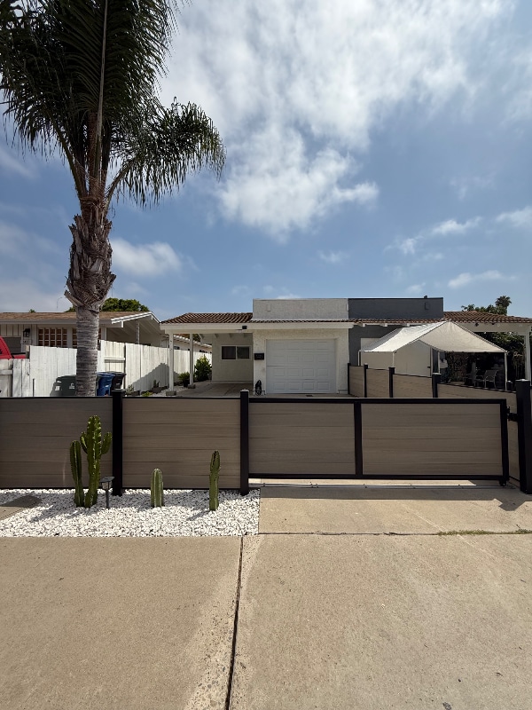 property at 1413 Tobias Dr