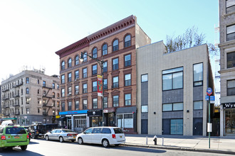 163 Lenox Ave in New York, NY - Building Photo - Building Photo