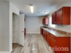 5750 Westside Rd in Austell, GA - Building Photo - Building Photo