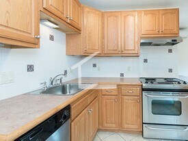 61 Anderson St in Boston, MA - Building Photo