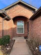 6015 Harwood Crossing Dr in Arlington, TX - Building Photo - Building Photo