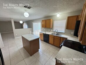 10 Sawfish Ln in Kissimmee, FL - Building Photo - Building Photo