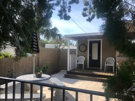 14915 Old Dixie Hwy in Hudson, FL - Building Photo