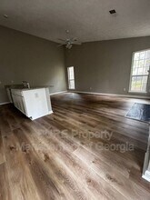 3181 Kings Glen Dr in Decatur, GA - Building Photo - Building Photo