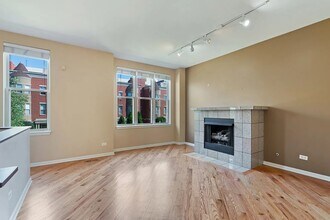 720 W Eastman St in Chicago, IL - Building Photo - Building Photo