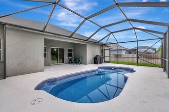 348 SW Millard Dr in Port St. Lucie, FL - Building Photo - Building Photo