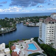 20185 E Country Club Dr in Miami, FL - Building Photo - Building Photo