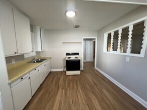 1203 Lexington Ave in Greensboro, NC - Building Photo - Building Photo