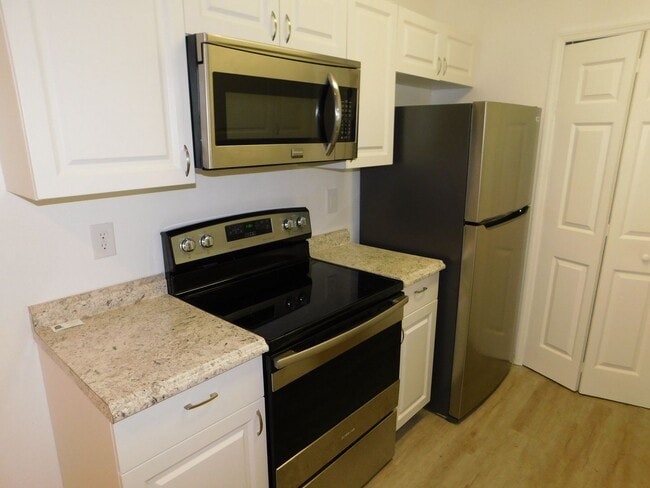 4304 S Kirkman, in Orlando, FL - Building Photo - Building Photo