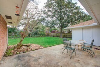 8939 Rockhurst Dr in Houston, TX - Building Photo - Building Photo