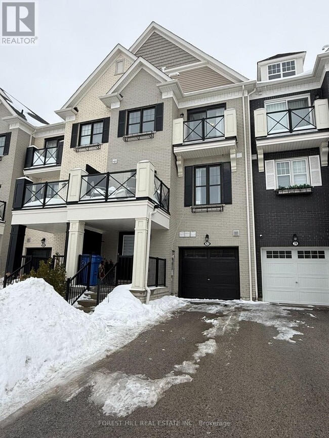 42 Bert Tait Ln in Whitchurch-Stouffville, ON - Building Photo - Building Photo