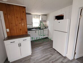 717 S 2nd St in Cottage Grove, OR - Building Photo - Building Photo