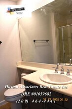 5953 Pebblestone Way in Stockton, CA - Building Photo - Building Photo