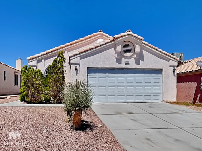 property at 8020 Tulum Ct
