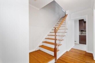 182 Madison Rd in Scarsdale, NY - Building Photo - Building Photo