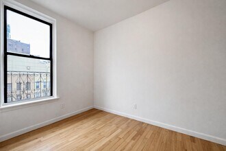 401 E 68th St, Unit 6B in New York, NY - Foto de edificio - Building Photo