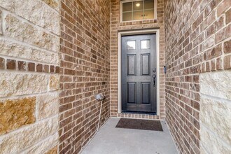 23623 Lively Ferry Ln in Richmond, TX - Building Photo - Building Photo