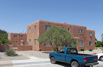 Ridgecrest Apartments in Albuquerque, NM - Building Photo - Building Photo