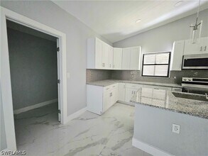 17760 Park Village Blvd in Ft. Myers, FL - Building Photo - Building Photo
