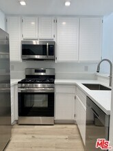 8505 Gulana Ave-Unit -4108 in Los Angeles, CA - Building Photo - Building Photo