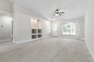 884 Winchester St in Daytona Beach, FL - Building Photo - Building Photo