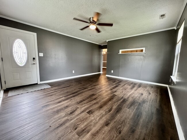 1417 Goldfinch Ln in Virginia Beach, VA - Building Photo - Building Photo
