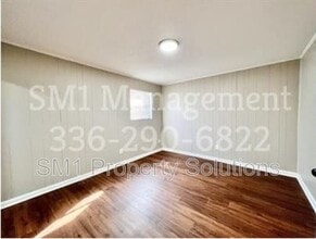 1708 Green Oaks Dr SE in Winston-Salem, NC - Building Photo - Building Photo