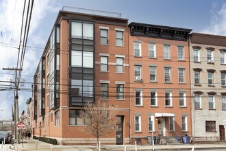 471 Monmouth St in Jersey City, NJ - Building Photo - Building Photo