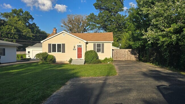 property at 33181 N Valley View Dr