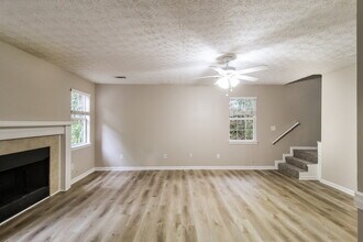 4385 Bradley Dr SW in Snellville, GA - Building Photo - Building Photo