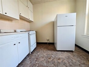 385 S Main St in Geneva, NY - Building Photo - Building Photo