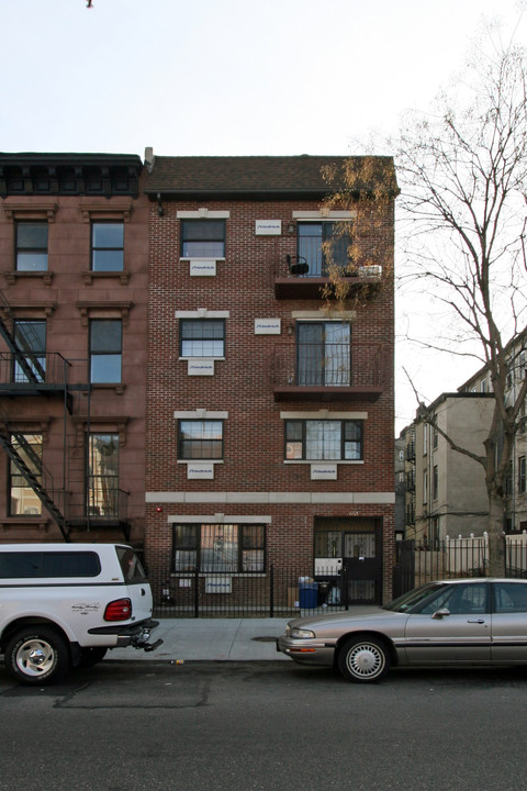 653 Marcy Ave in Brooklyn, NY - Building Photo