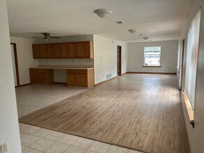3360 Burtch Rd, Unit B in Grass Lake, MI - Building Photo - Building Photo