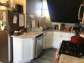 12 Hancock St, Unit 2 in Somerville, MA - Building Photo