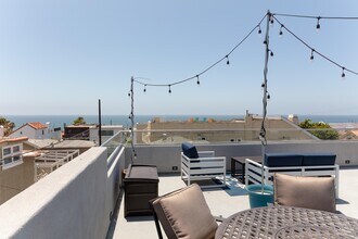 248 27th St in Hermosa Beach, CA - Building Photo - Building Photo