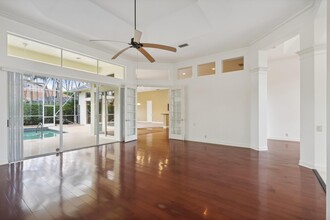 18956 SE Coral Reef Ln in Jupiter, FL - Foto de edificio - Building Photo