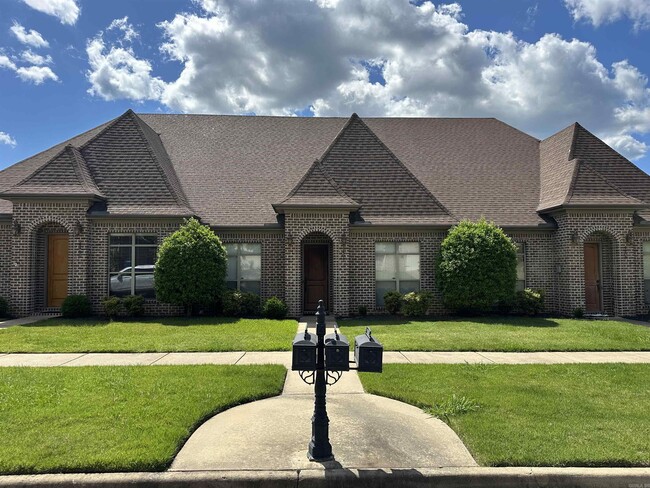 4404 Montgomery Rd