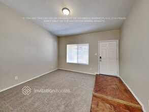 2201 S Orange in Mesa, AZ - Building Photo - Building Photo