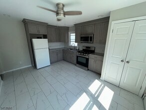 49 7th Ave in Hawthorne, NJ - Building Photo - Building Photo