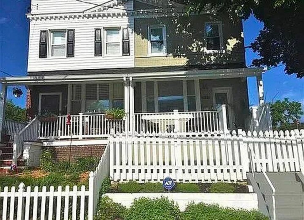 6409 7th St NW in Washington, DC - Building Photo