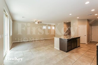 6635 Rocky Reef St in Las Vegas, NV - Building Photo - Building Photo