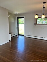 87 Pegasus Dr in Groton, CT - Building Photo - Building Photo