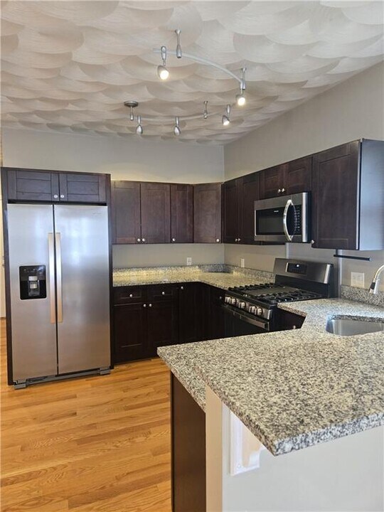 47 Nolan St in Providence, RI - Building Photo