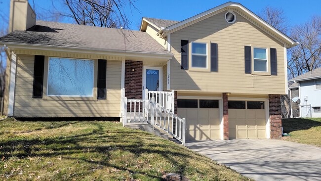 property at 916 NE Bristol Dr