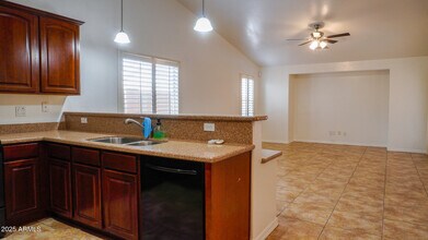 25564 W Magnolia St in Buckeye, AZ - Building Photo - Building Photo