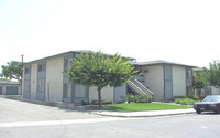 1505 Holly Way in Pomona, CA - Building Photo - Building Photo